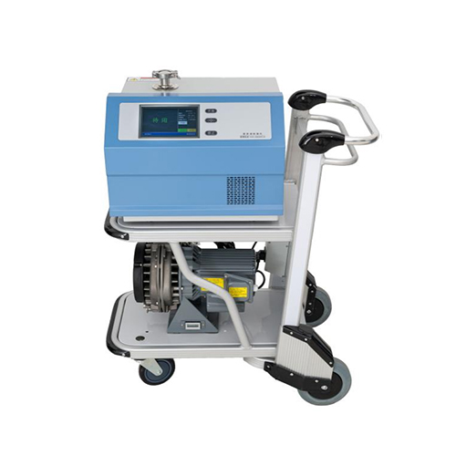 Helium mass spectrometer leak detector