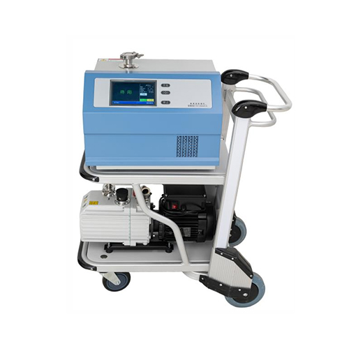 Helium mass spectrometer leak detector